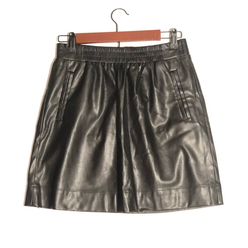 XS Ann Taylor Loft Feaux Leather Skirt